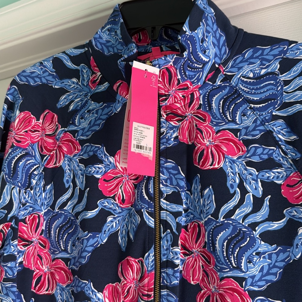NWT Lilly Pulitzer in Low Tide Navy It’s Ofishell Size Large - Picture 3 of 3
